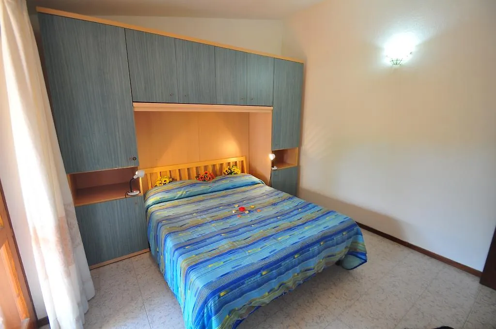 *** Resort Big Hotels Costa Paradiso - Hotel Li Rosi Marini Italia
